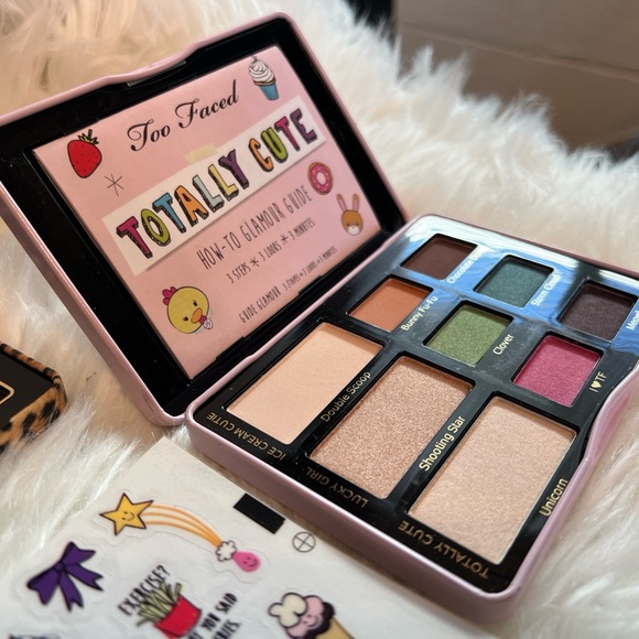 Mini Two Faced Makeup 3 Palette Bundle! - Picture 3 of 5